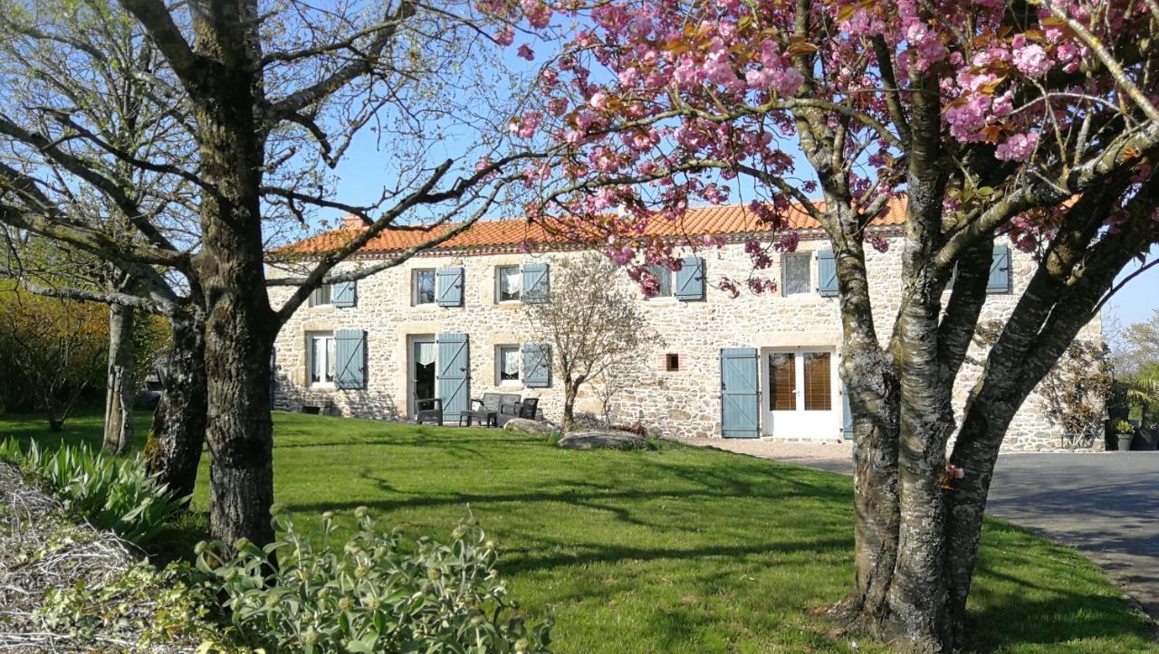 8 Le Chiron De La Roche 85130 Chanverrie La Verrie Exterior photo